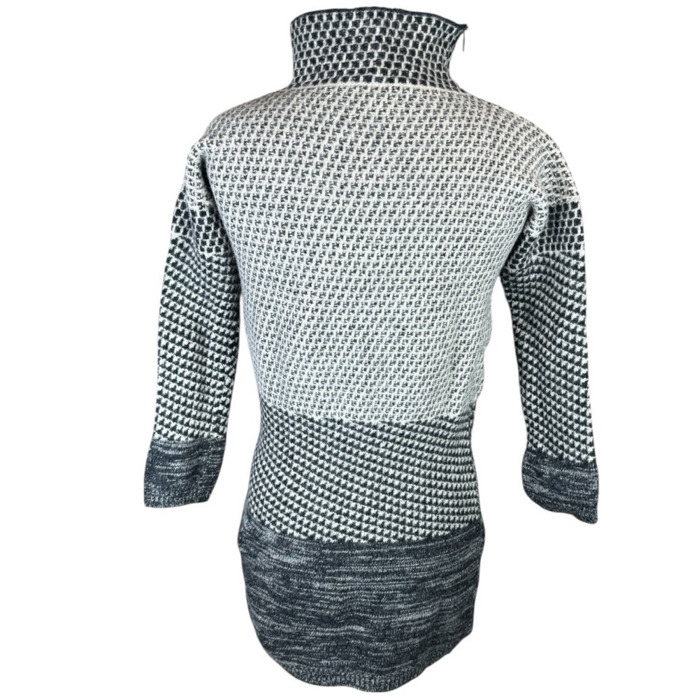 MaxMara Weekend Wool Blend Monochrome Turtleneck Tunic Length Sweater Size Small - Picture 4 of 8